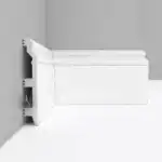 Плинтус белый D233-115 DECOMASTER 120*23*2400 мм