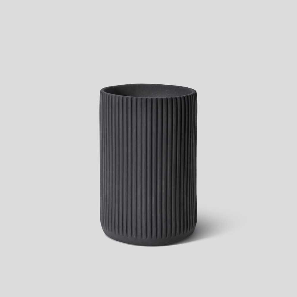 Ваза Strips Wide - Dark navy (Shapes & Shades) Ваза Strips Wide - Dark navy (Shapes & Shades)
