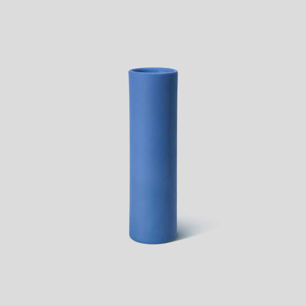 Ваза Smooth Tall - Mykonos blue (Shapes & Shades) Ваза Smooth Tall - Mykonos blue (Shapes & Shades)