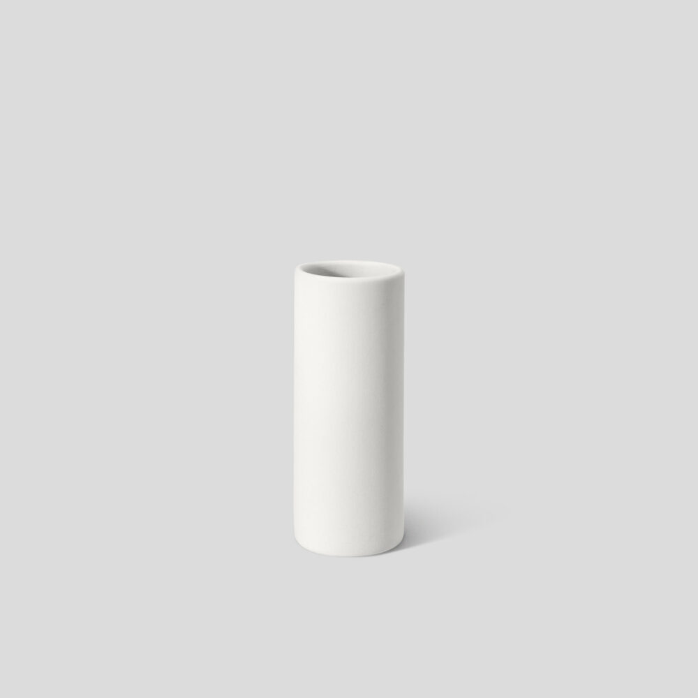Ваза Smooth Medium - Snow white (Shapes & Shades) Ваза Smooth Medium - Snow white (Shapes & Shades)