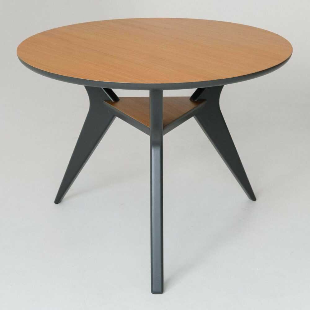 Обеденный стол Boomerang Table Обеденный стол Boomerang Table