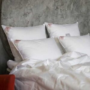 Подушка LUXURY SILK GRASS мягкая MOLLEN
