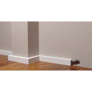 Плинтус DD612 DECOR-DIZAYN