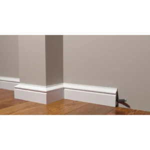 Плинтус DD122 DECOR-DIZAYN