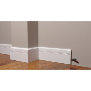 Плинтус DD105 DECOR-DIZAYN